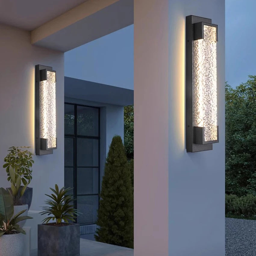 Applique extérieure longue et fine pour terrasse